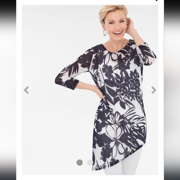 CHICO'S Travelers NWT  Slinky Stretch Mesh Top Size 2 US SM. Navy/wht 3/4 sleeve - Picture 1 of 11